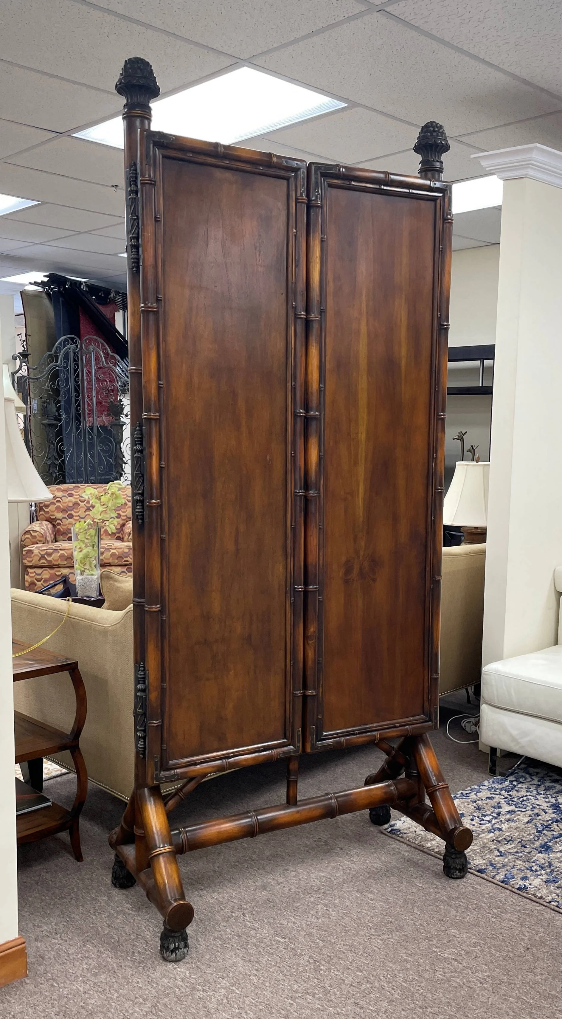 Encore Furniture Gallery-Theodore Alexander Faux Bamboo 3-Way Full
